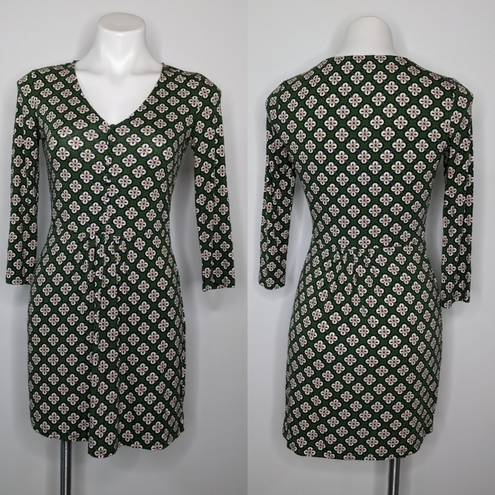Boden green floral n neck 3/4 sleeve dress 2